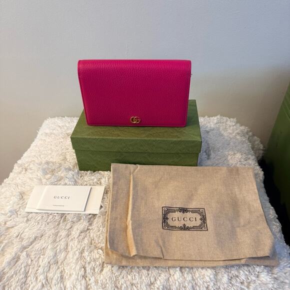 Authentic Gucci GG Marmont Wallet On A Chain - Picture 9 of 16